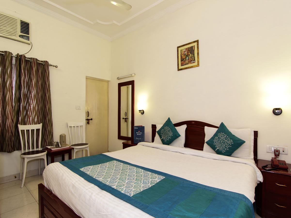 Oyo 4104 Surya Villa Pune Exteriör bild