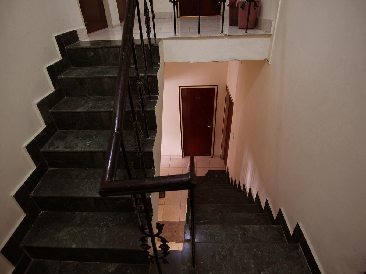 Oyo 4104 Surya Villa Pune Exteriör bild